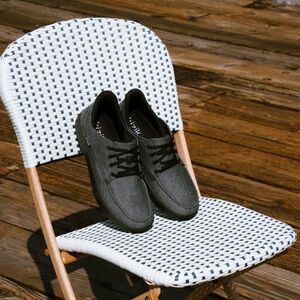 Kizik Porto Slip On Sneakers in Black Heather